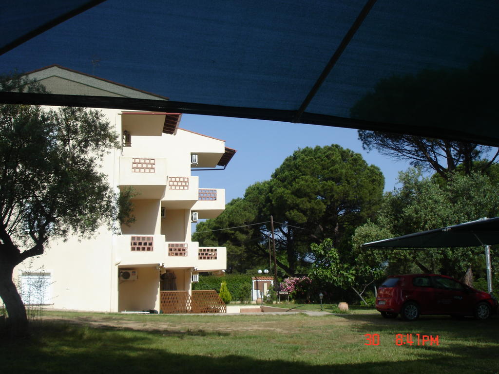 Elena Apartments Nikiti  Exterior photo